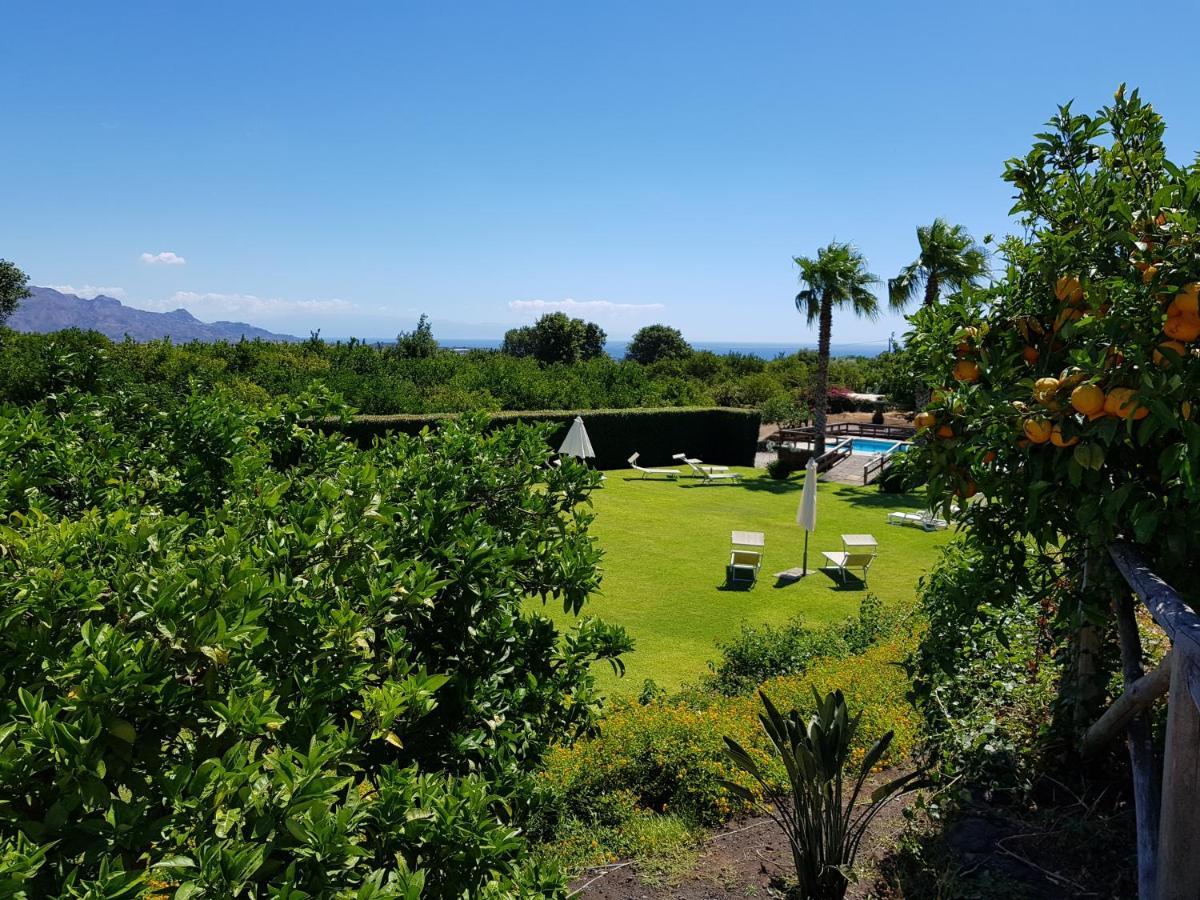 Agriturismo Le Case Di Civi Mascali Εξωτερικό φωτογραφία